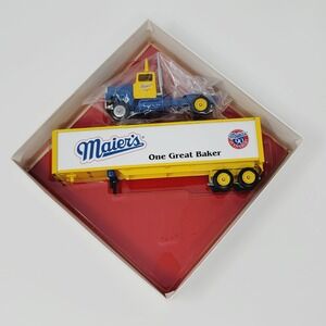 Winross 1998 Maier's Bakery 90th Anniversary 1/64 Diecast Model Truck 1 of 1,000